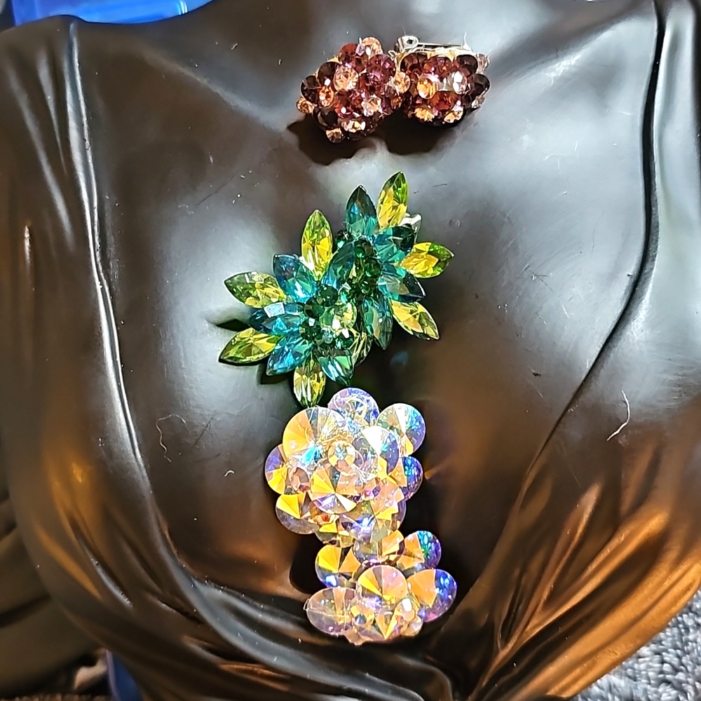 Austrian Earring Lot - image 1